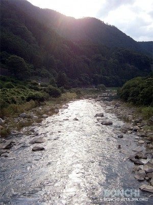 大山町中央大橋下流