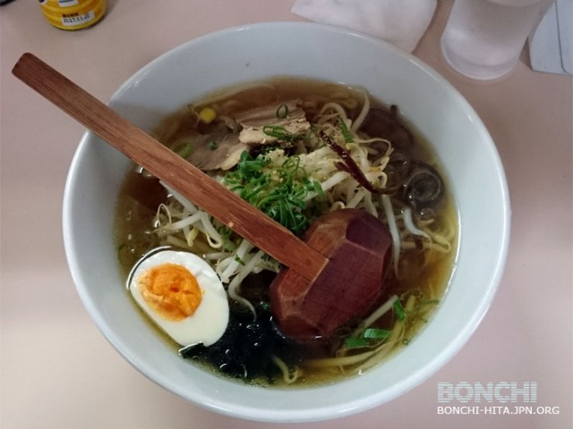 中華さとの醤油ラーメン